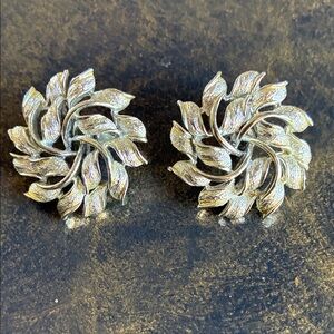 Vintage 1960's Coro signed silvertone flower clip on earrings mid century modern